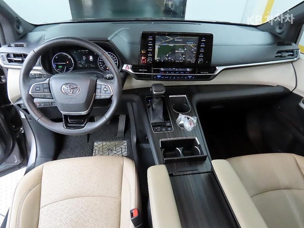 Toyota Sienna2.5L hybrid AWD - 7