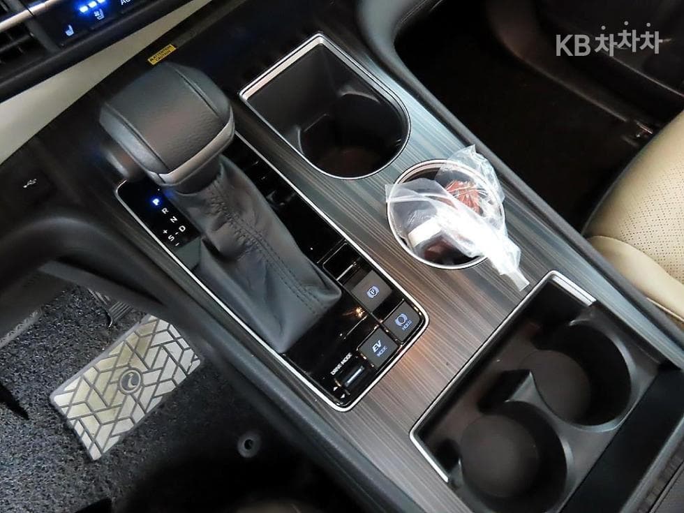 Toyota Sienna2.5L hybrid AWD - 10