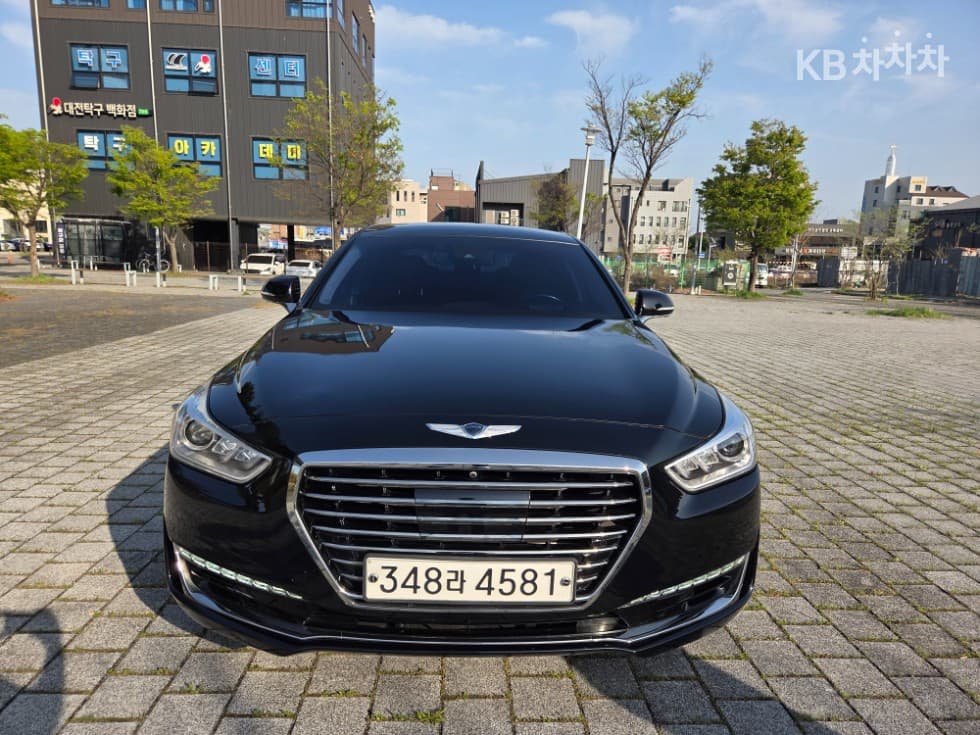 Genesis EQ9005.0 GDI AWD Prestige Limousine