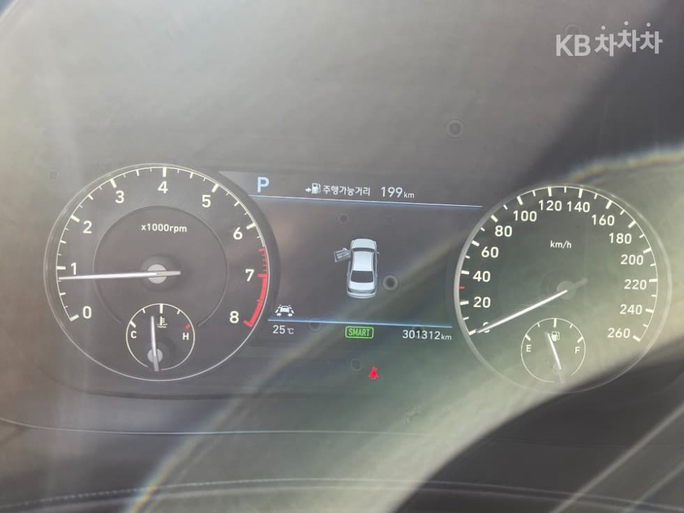 Genesis EQ9005.0 GDI AWD Prestige Limousine - 13