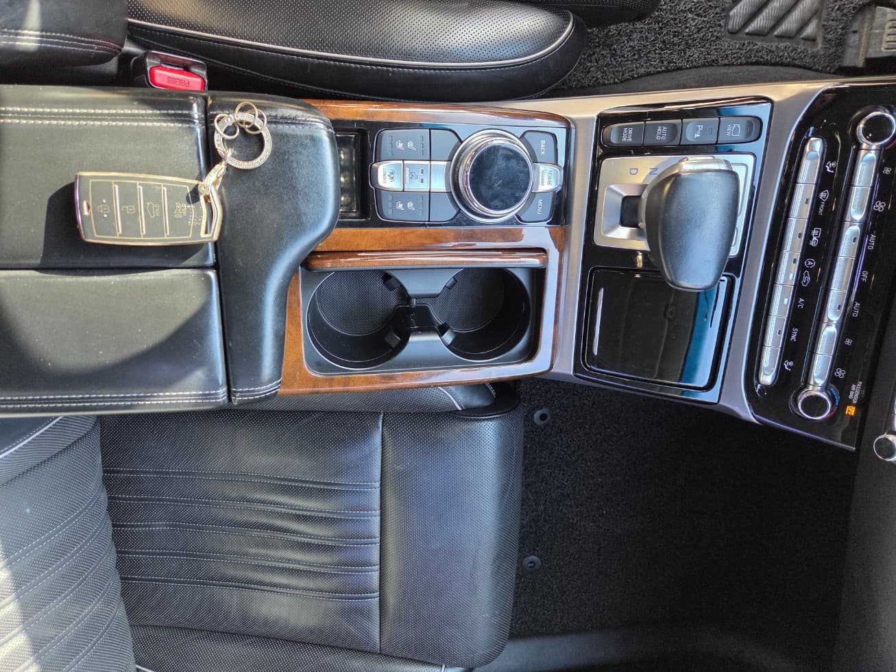 Genesis EQ9005.0 GDI AWD Prestige Limousine - 18