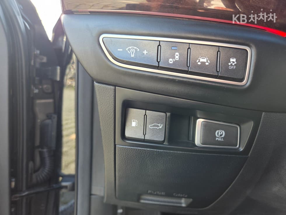Genesis EQ9005.0 GDI AWD Prestige Limousine - 22