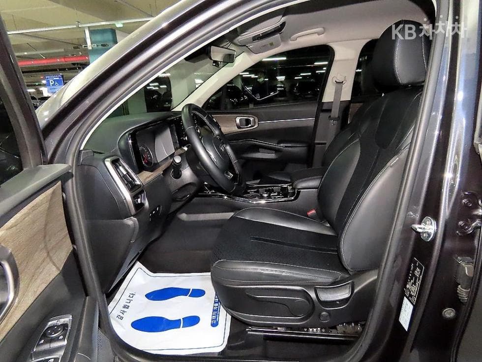 Kia Sorento 4th generation2.2 Diesel 2WD Trendy - 6