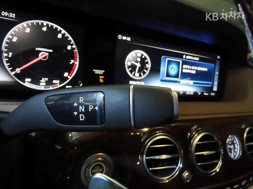 Mercedes-Benz New S-ClassS560L 4MATIC - 12