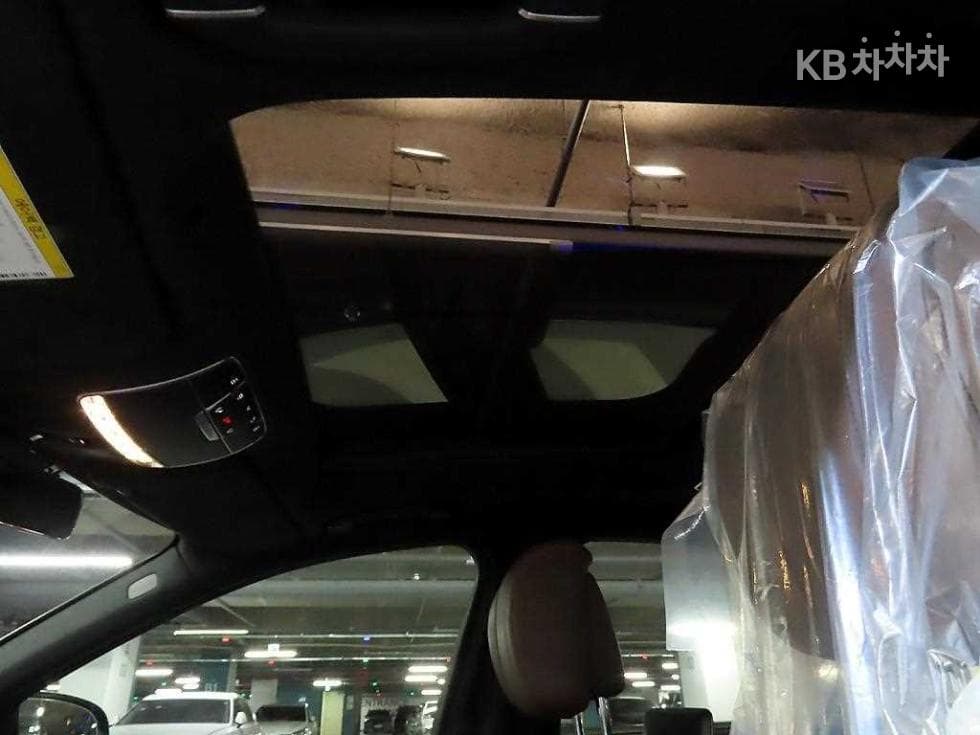 Mercedes-Benz New S-ClassS560L 4MATIC - 16