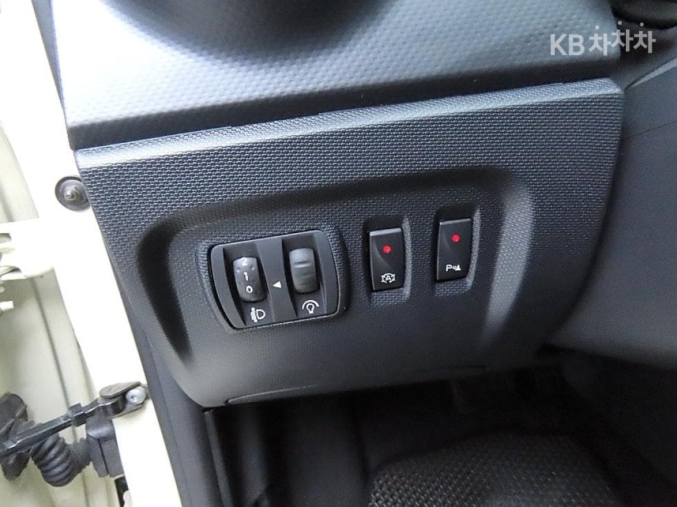 Renault Korea QM3RE - 12