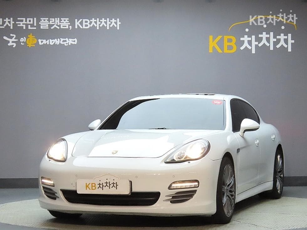 Porsche 파나메라 3.6 AWD 970 - Image 1