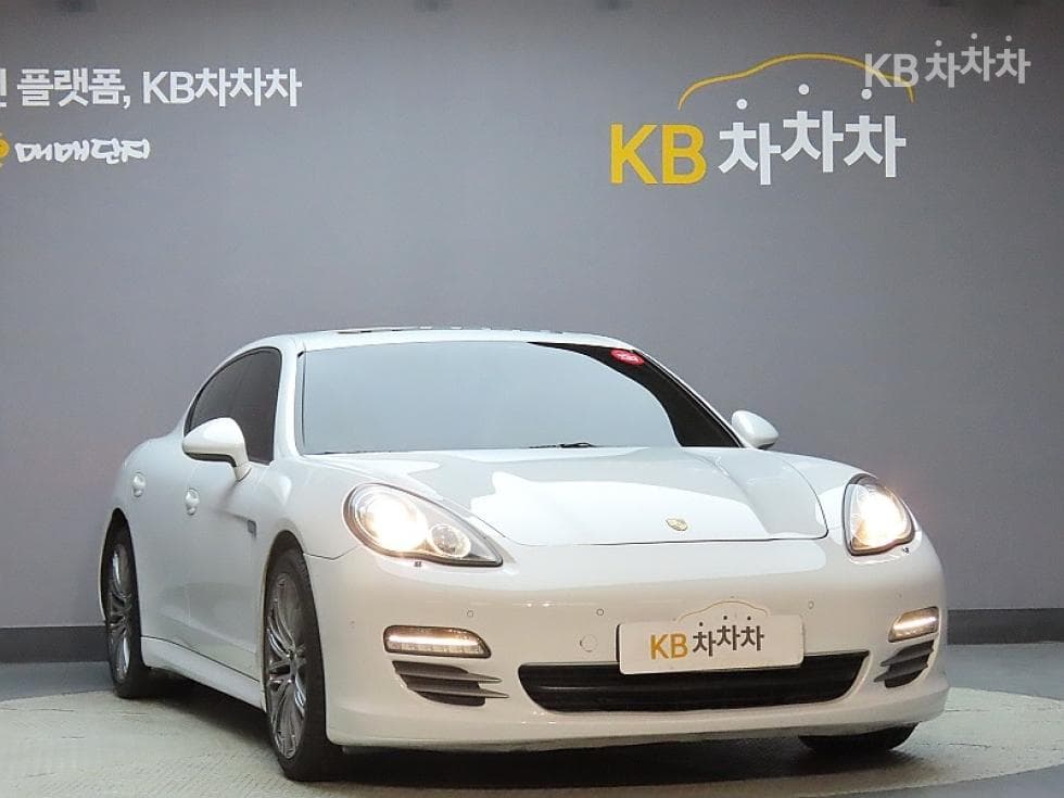 Porsche 파나메라3.6 AWD 970 - 3