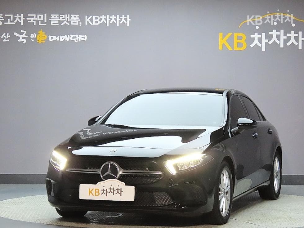 Mercedes-Benz A클래스(W177) A220 Sedan - - Image 1
