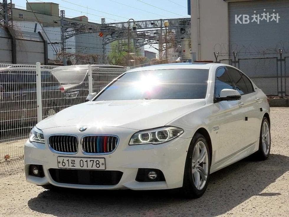 BMW New5 Series528i M Air로 Dynamic F10 - 2