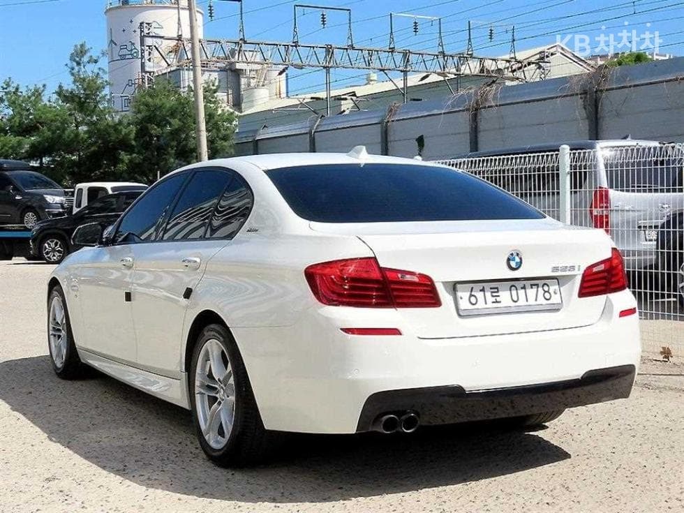 BMW New5 Series528i M Air로 Dynamic F10 - 3