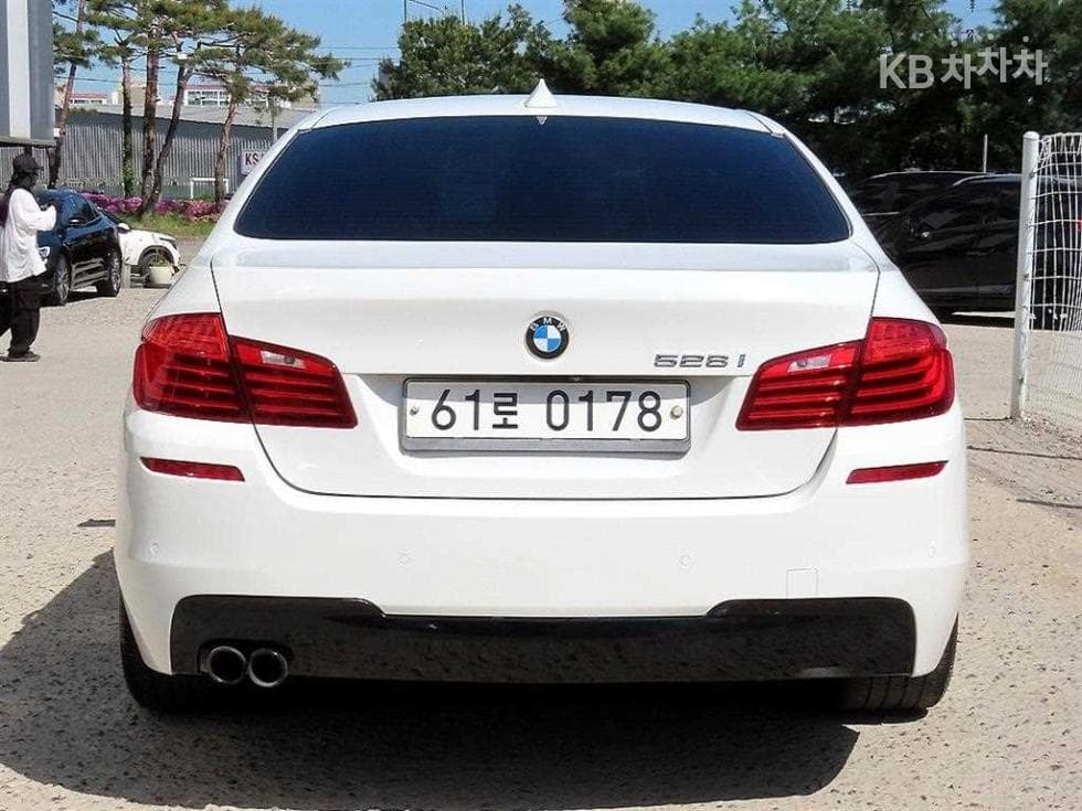 BMW New5 Series528i M Air로 Dynamic F10 - 4