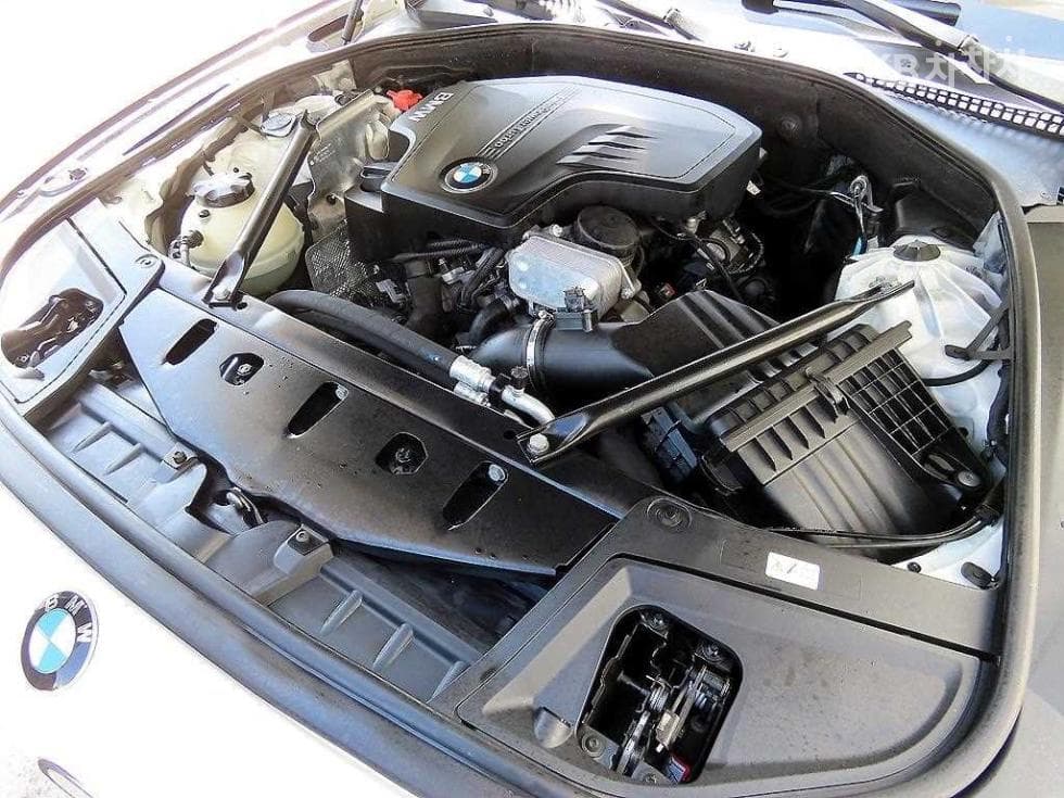 BMW New5 Series528i M Air로 Dynamic F10 - 19