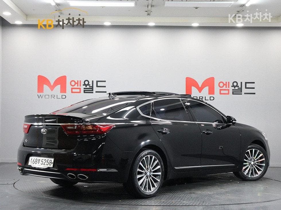 Kia All New K72.4 GDI Prestige - 3
