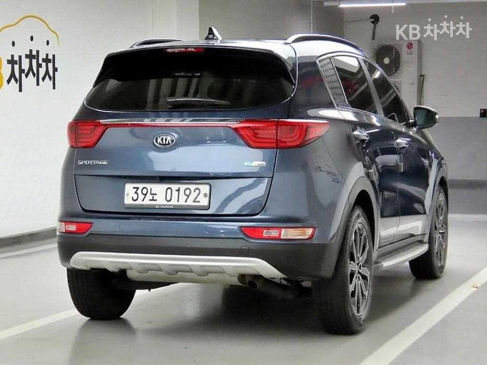 Kia Sportage 4th generationDiesel 1.7 2WD Noblesse - 4