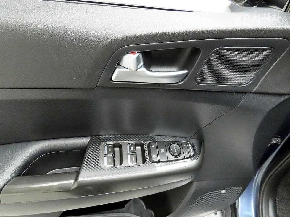 Kia Sportage 4th generationDiesel 1.7 2WD Noblesse - 11