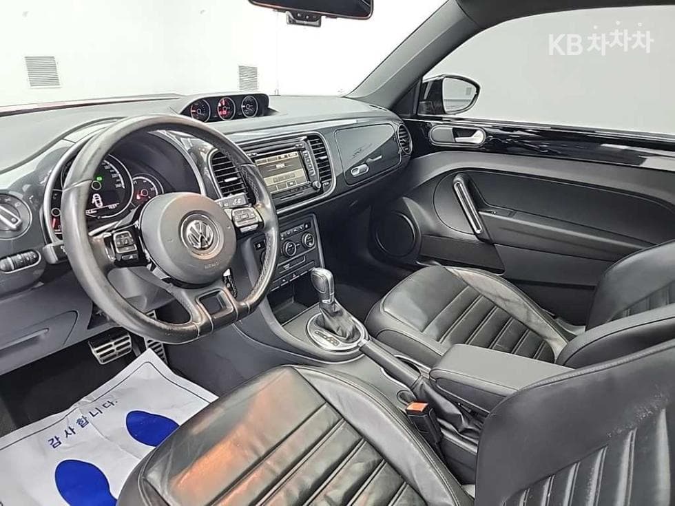 Volkswagen The Beetle2.0 Турбо Дизел Инжекция Premium 3-토 поколение - 7