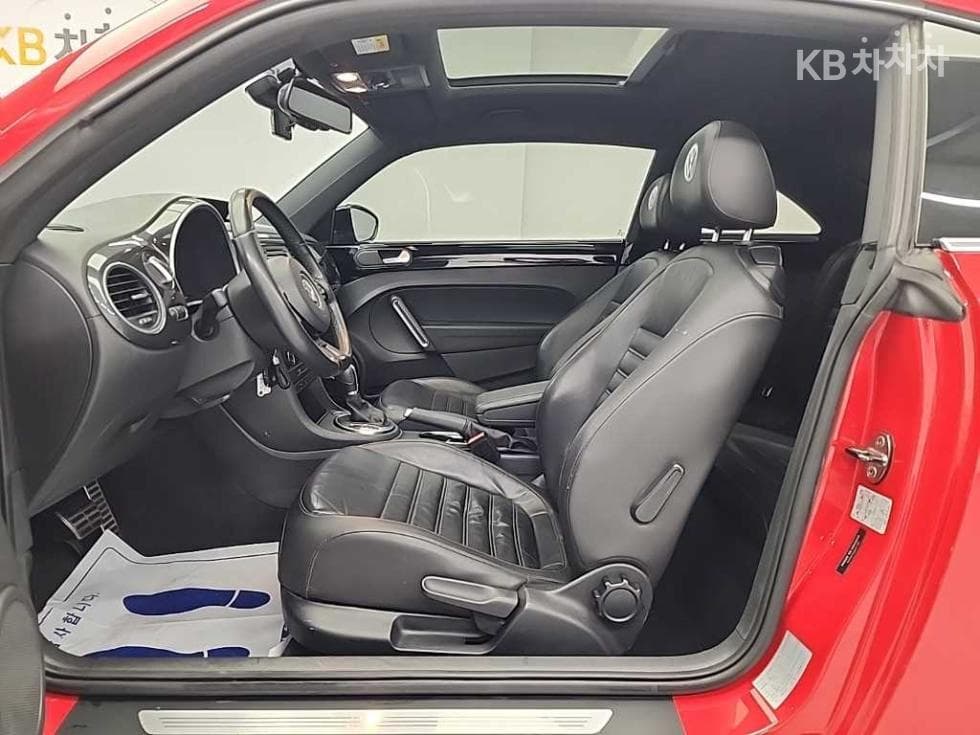 Volkswagen The Beetle2.0 Турбо Дизел Инжекция Premium 3-토 поколение - 11
