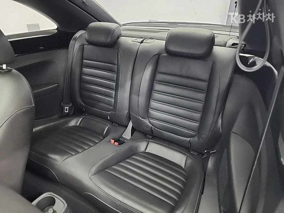 Volkswagen The Beetle2.0 Турбо Дизел Инжекция Premium 3-토 поколение - 12