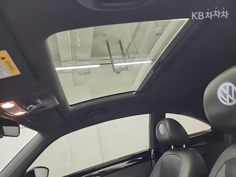 Volkswagen The Beetle2.0 Турбо Дизел Инжекция Premium 3-토 поколение - 13
