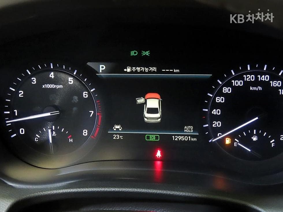 Genesis G803.3 GDI AWD Prestige - 9