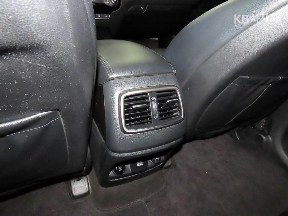 Kia All NewSorentoDiesel 2.0 2WD Noblesse Special (special feature/edition) - 18