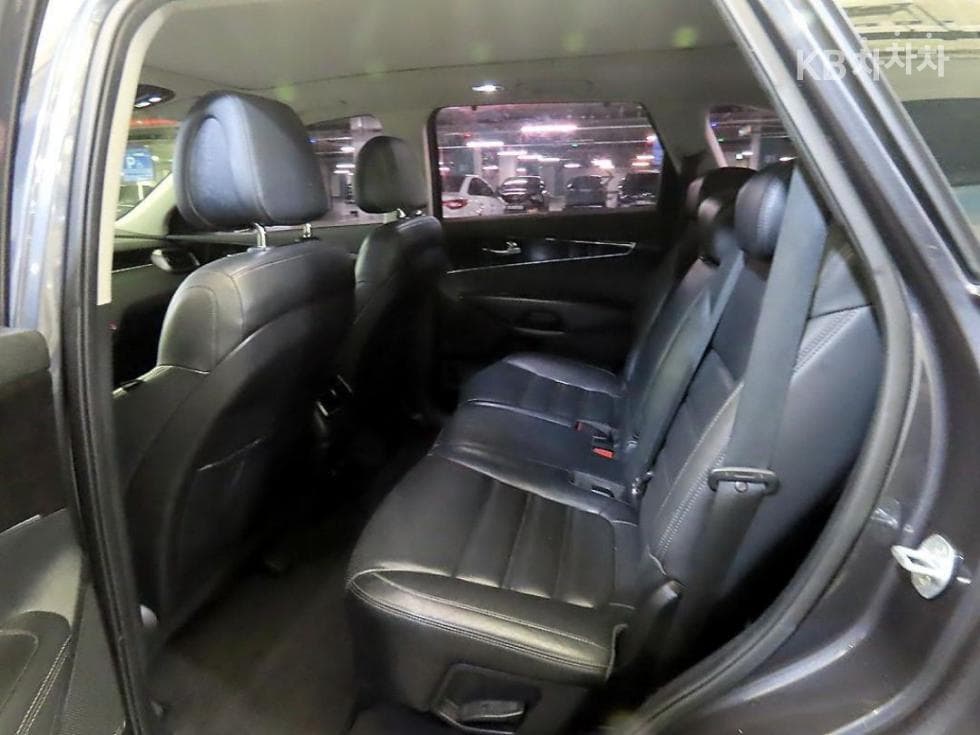 Kia All NewSorentoDiesel 2.0 2WD Noblesse Special (special feature/edition) - 16