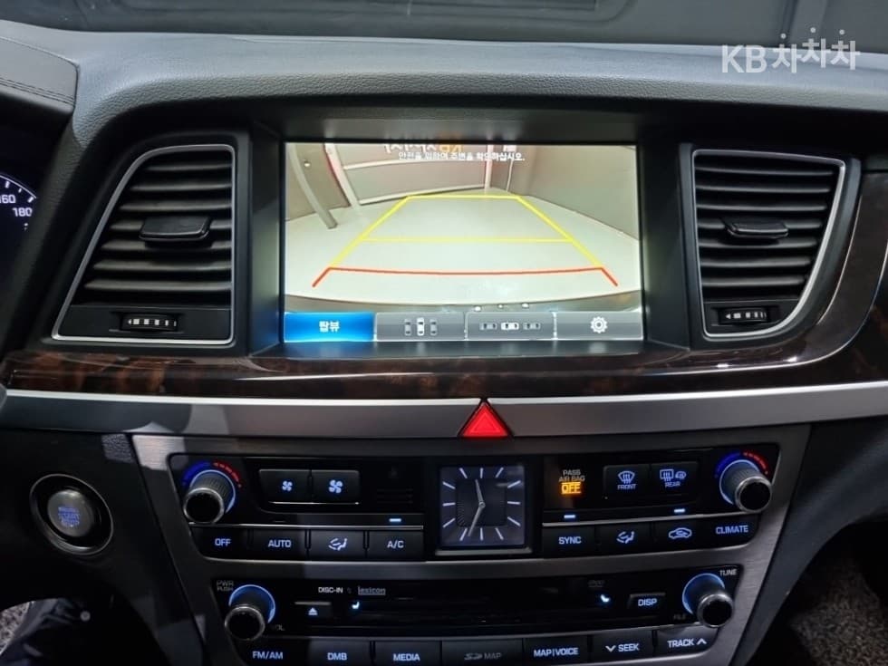 Хюндай ДженезисDHG330 Premium AWD - 11
