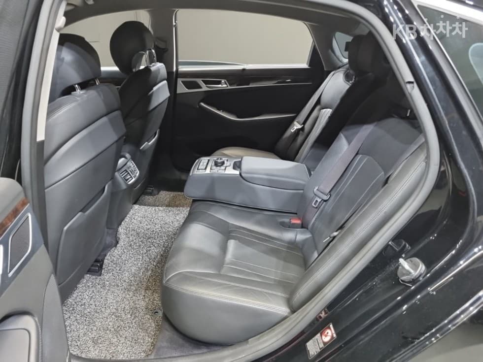 Хюндай ДженезисDHG330 Premium AWD - 16