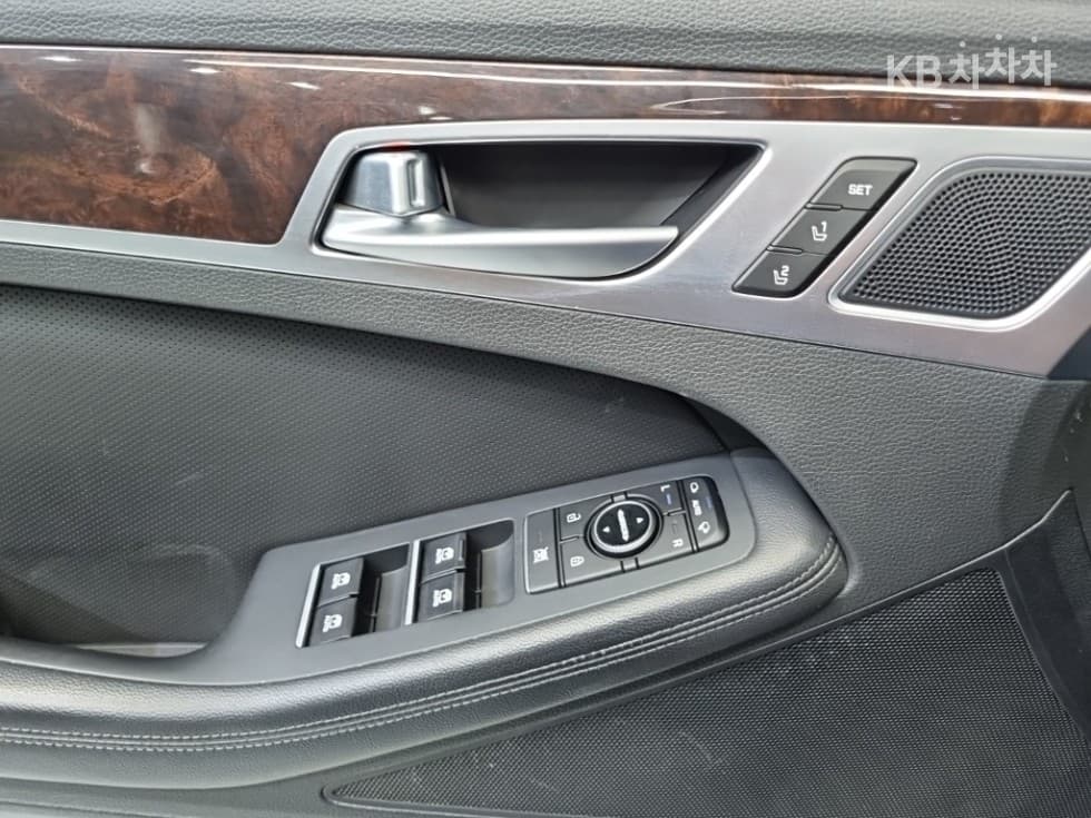Хюндай ДженезисDHG330 Premium AWD - 17