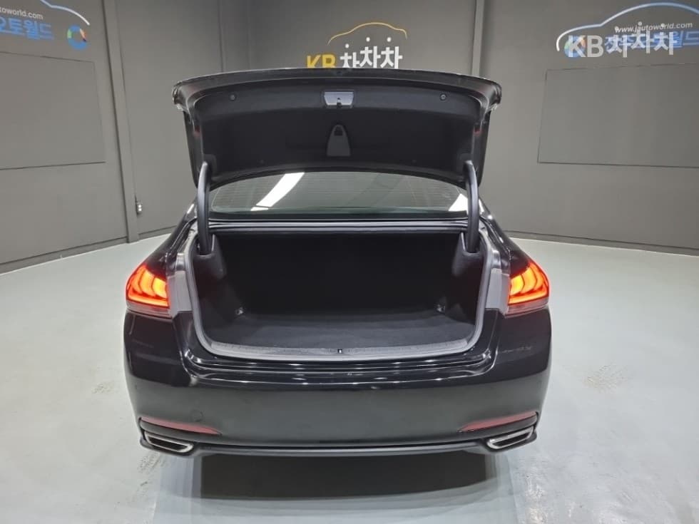 Хюндай ДженезисDHG330 Premium AWD - 25