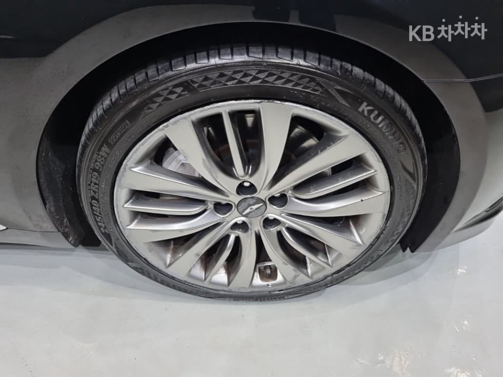 Хюндай ДженезисDHG330 Premium AWD - 26