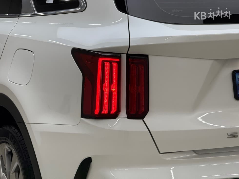 Киа Sorento 4-то поколение2.2 Дизел 2WD Престиж - 6