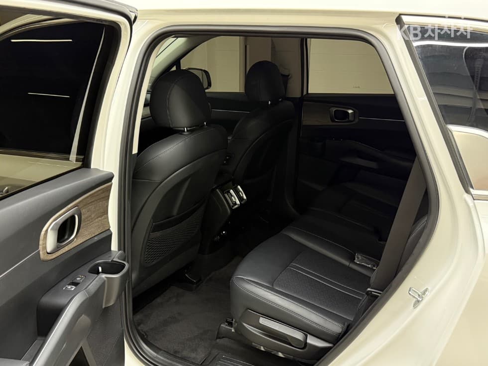 Киа Sorento 4-то поколение2.2 Дизел 2WD Престиж - 8