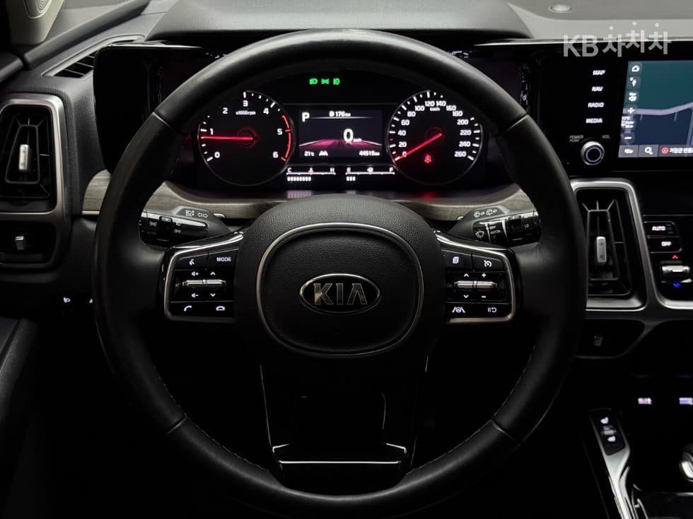 Киа Sorento 4-то поколение2.2 Дизел 2WD Престиж - 13