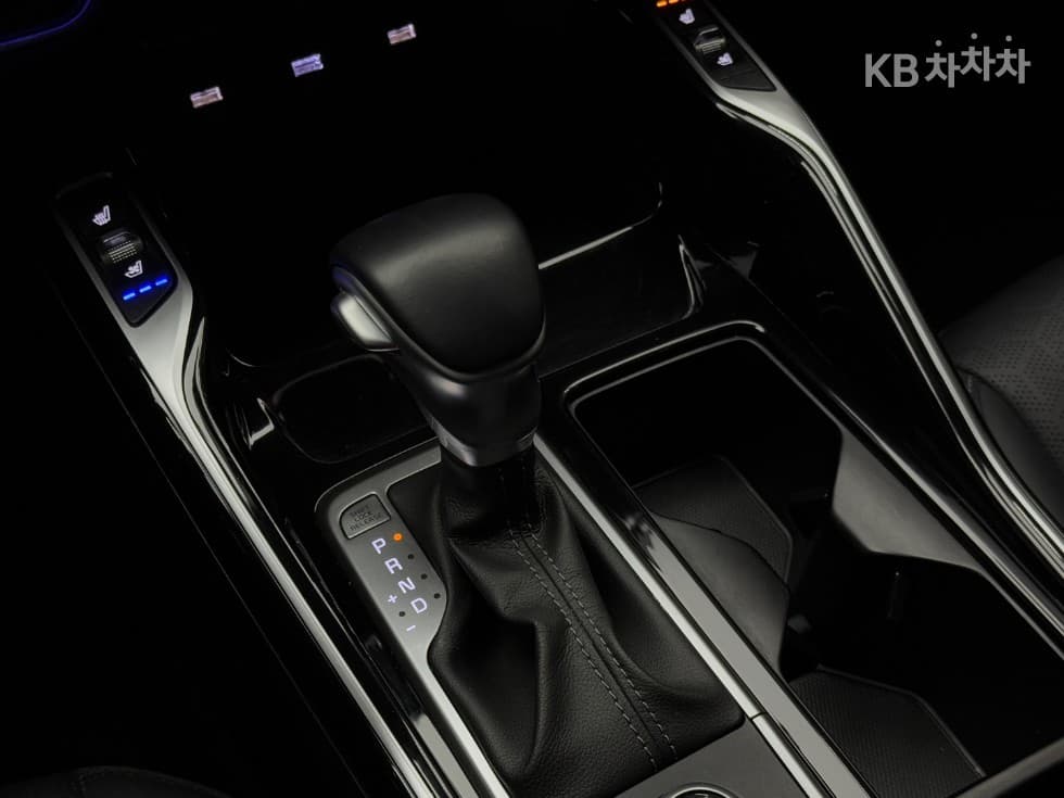 Киа Sorento 4-то поколение2.2 Дизел 2WD Престиж - 16
