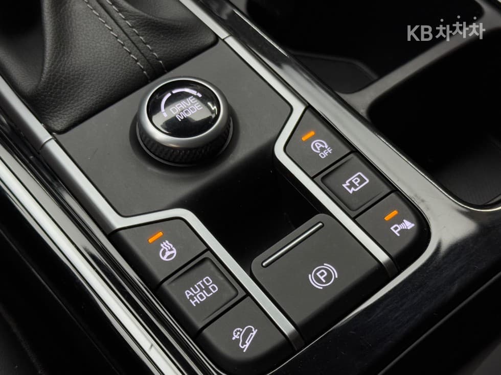 Киа Sorento 4-то поколение2.2 Дизел 2WD Престиж - 17