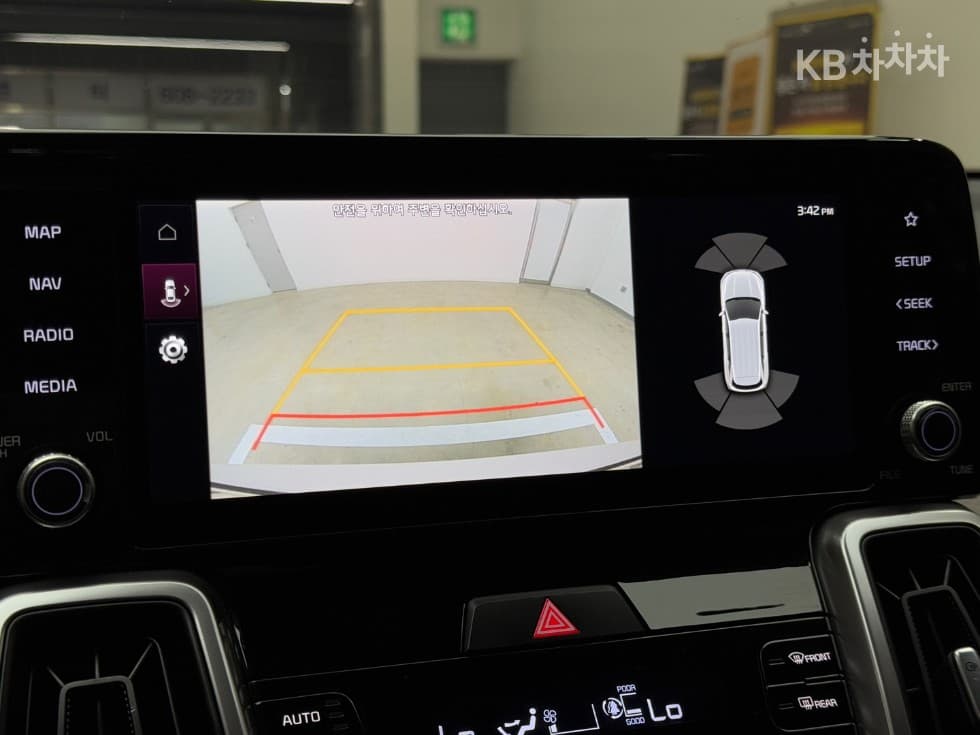 Киа Sorento 4-то поколение2.2 Дизел 2WD Престиж - 18