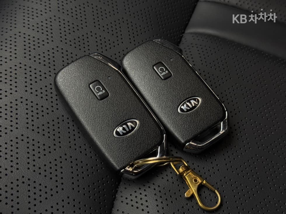 Киа Sorento 4-то поколение2.2 Дизел 2WD Престиж - 23