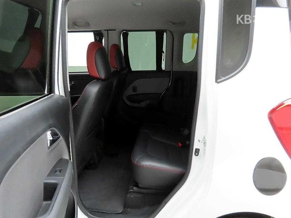 Kia Ray (van)1.0 Gasoline Turbo Prestige - 14