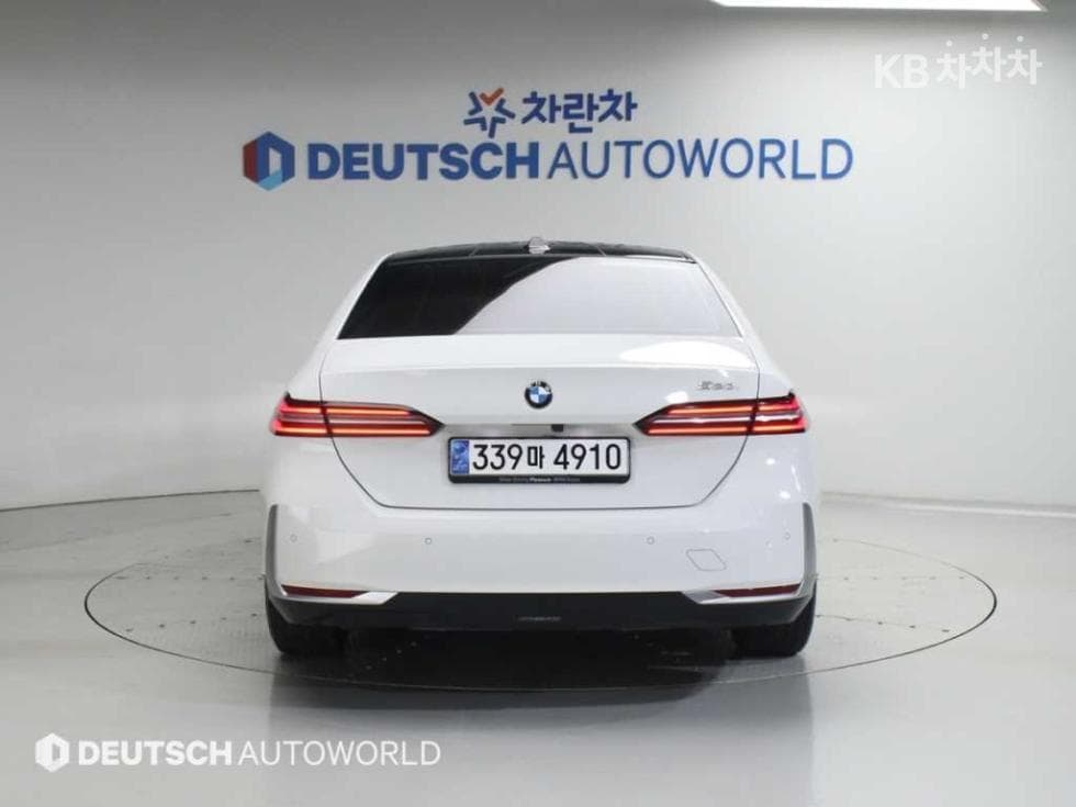 BMW New5 Series(G60)520i Standard - 4