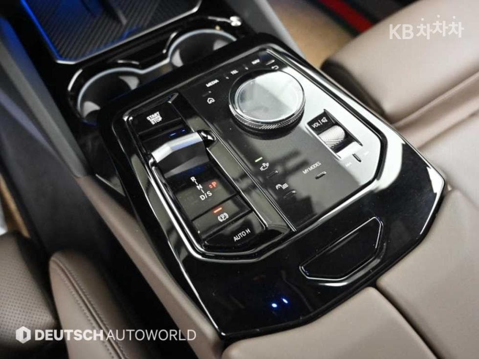 BMW New5 Series(G60)520i Standard - 9