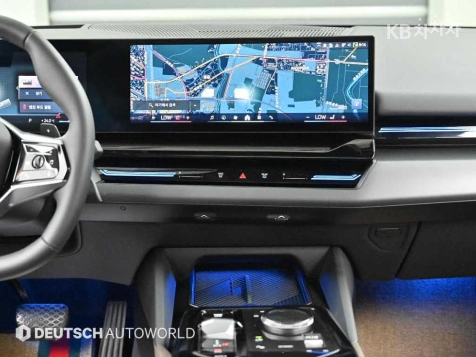 BMW New5 Series(G60)520i Standard - 14