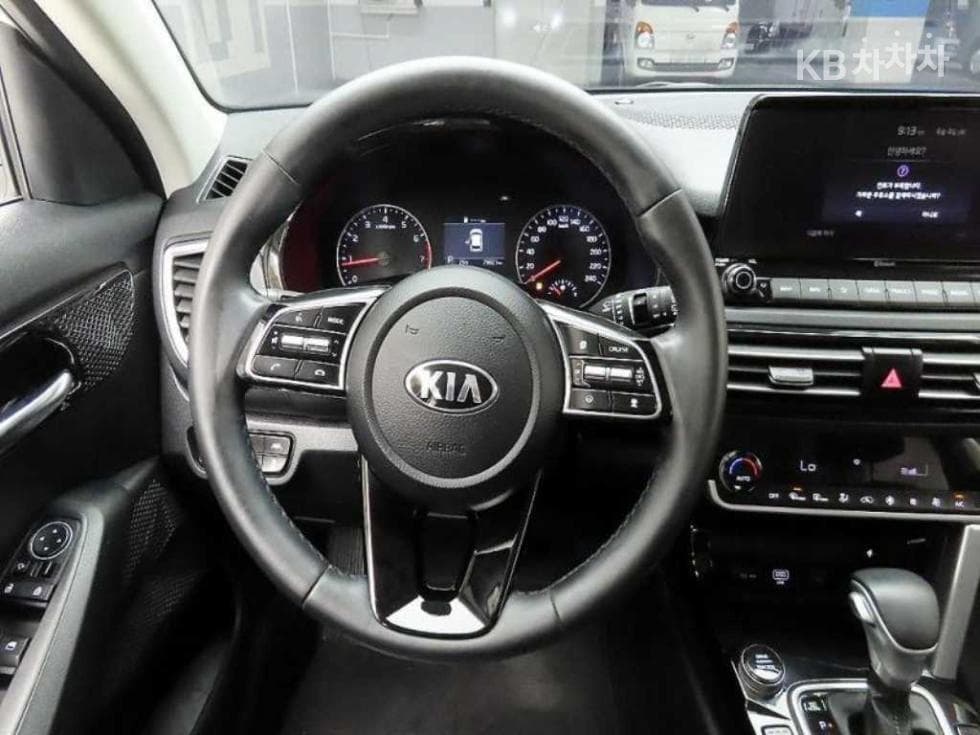 Kia Seltos1.6 Gasoline Turbo 2WD Signature - 7