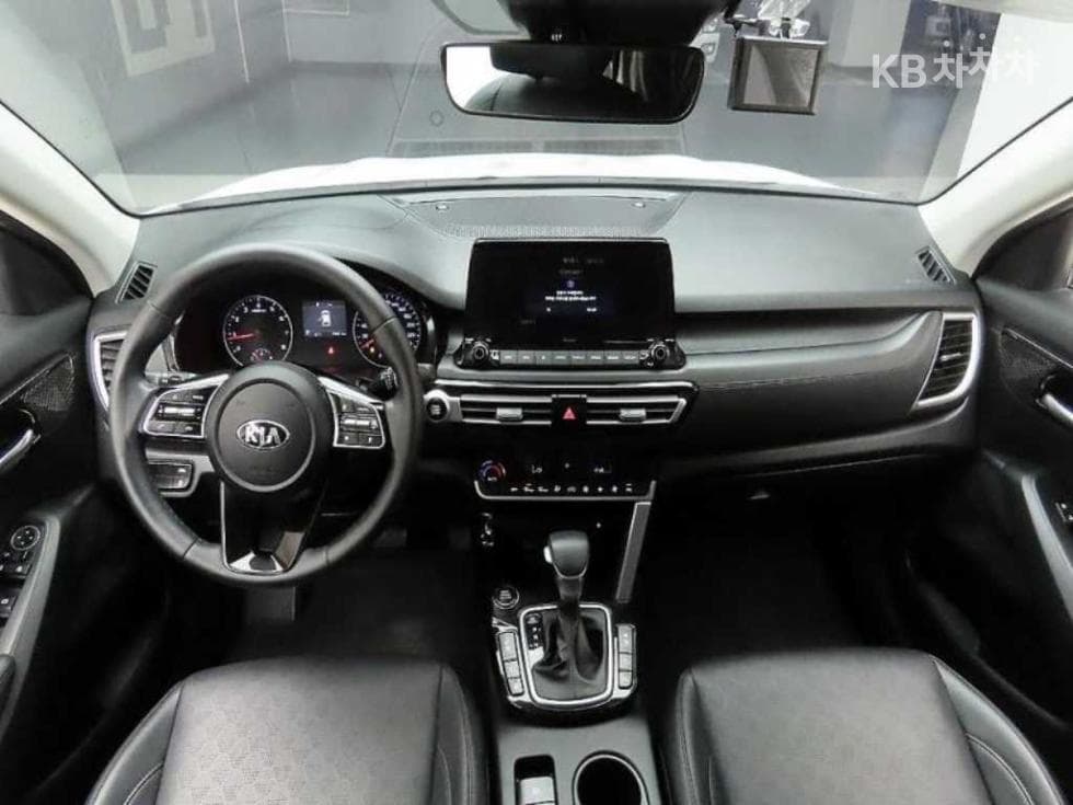 Kia Seltos1.6 Gasoline Turbo 2WD Signature - 8