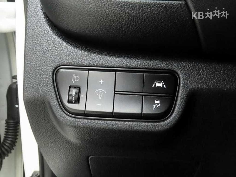 Kia Seltos1.6 Gasoline Turbo 2WD Signature - 12