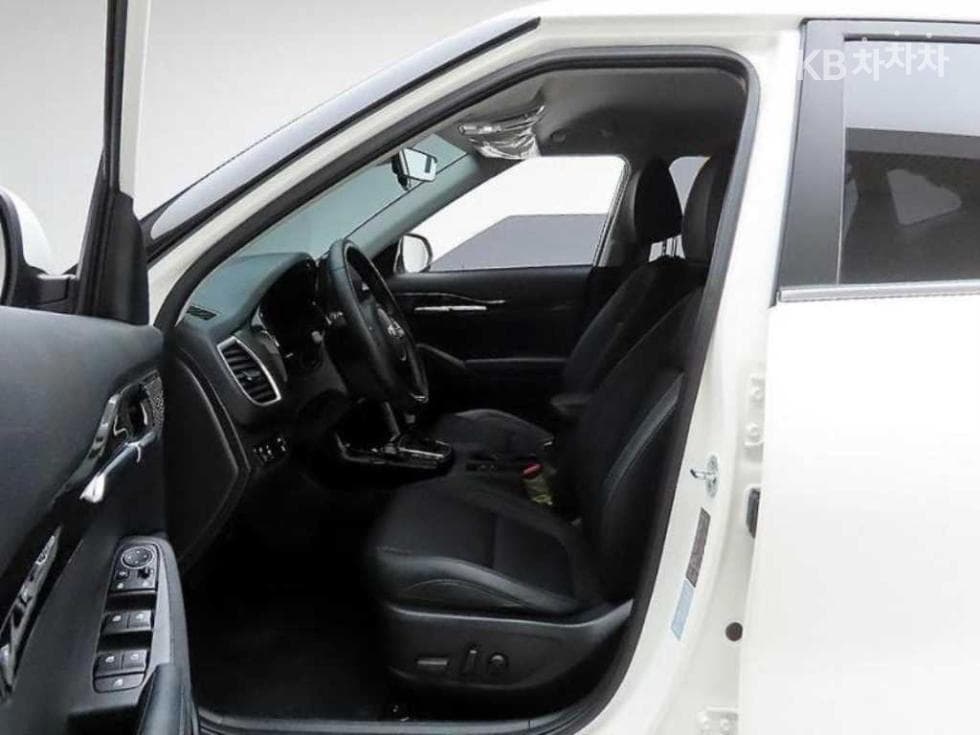 Kia Seltos1.6 Gasoline Turbo 2WD Signature - 13