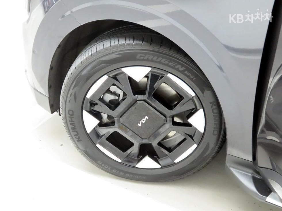 Kia The New (facelift) Carnival 4th generationD2.2 7-seater (Limousine) Signature - 20