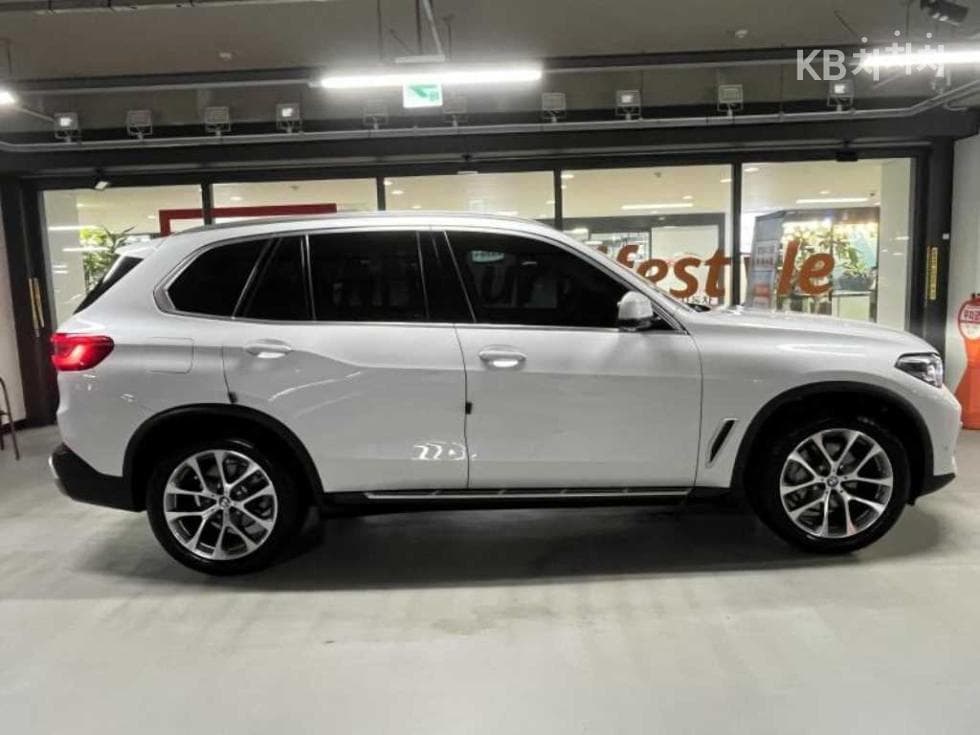BMW X5 (G05)xDrive 30d xLine - 3