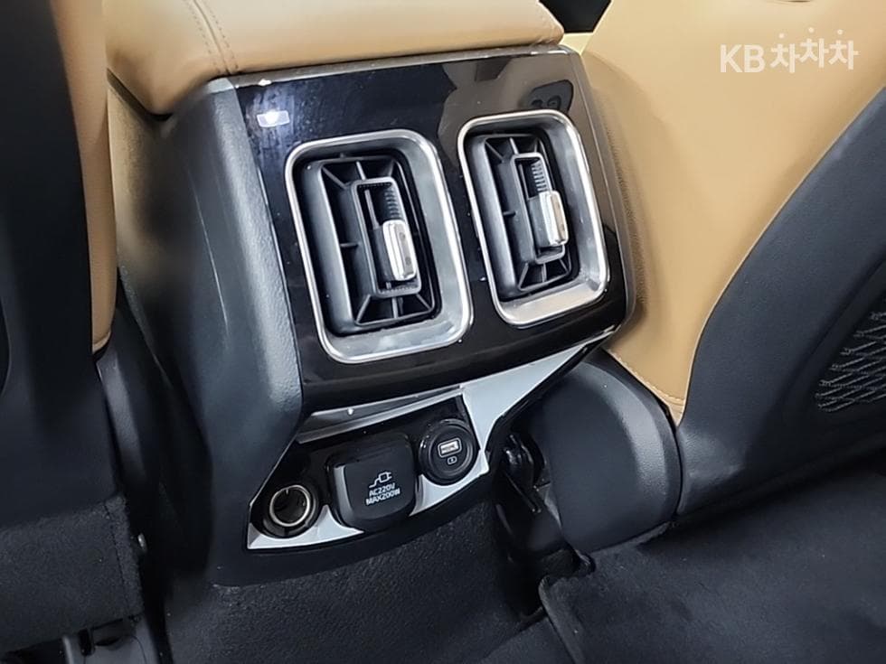 Киа The New (фейслифт) Sorento MQ42.2 Дизел 2WD Noblesse - 14